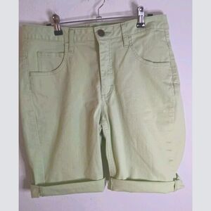 Riders by Lee Denim Bermuda Shorts Size 10 Medium Lime Green 32x11